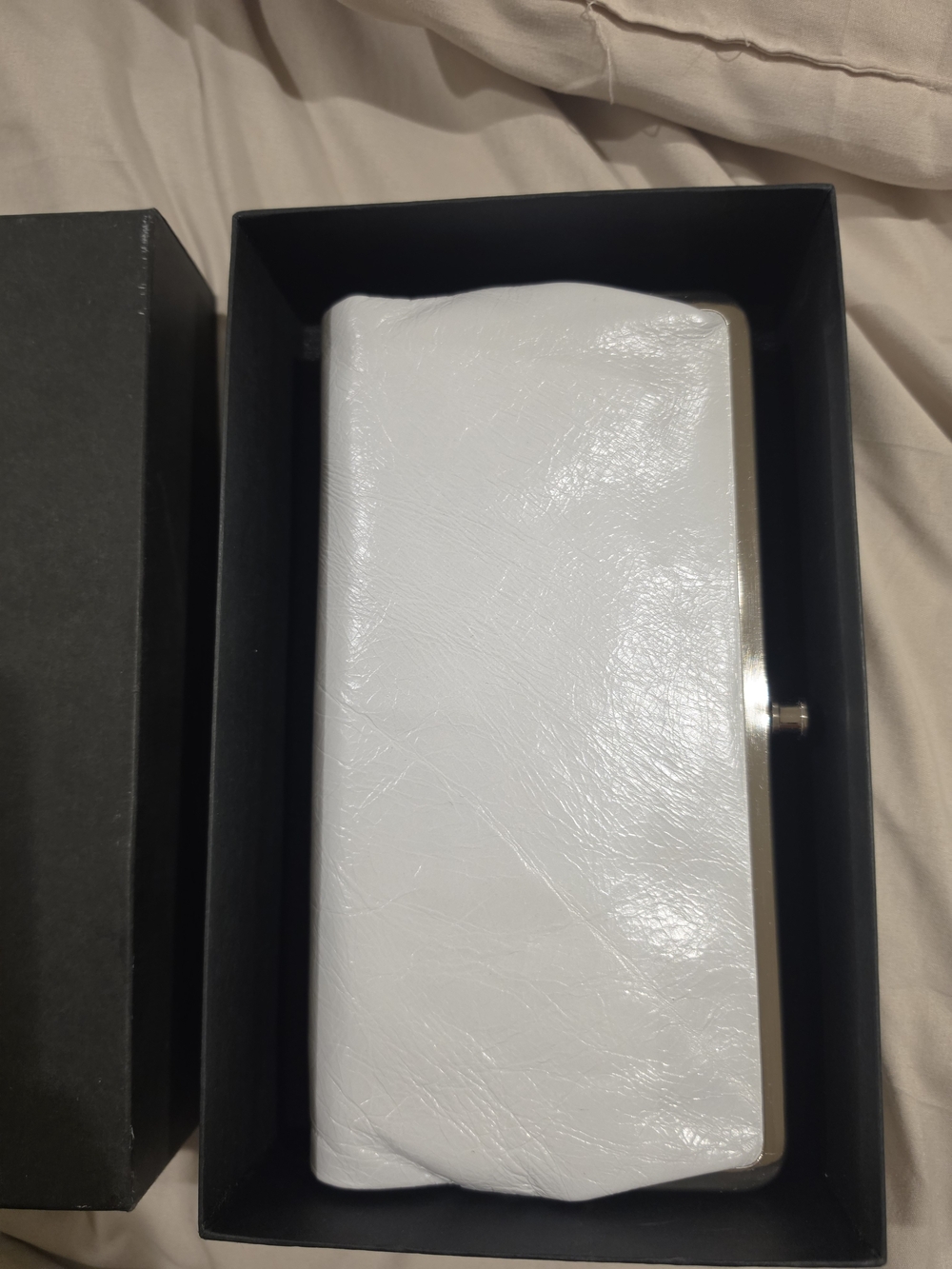 White HOBO Wallet Clutch - Lauren CLUTCH